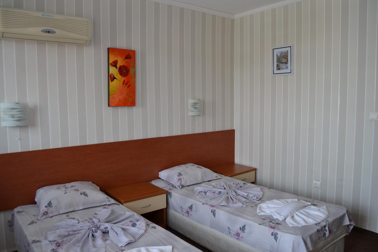 סאני ביץ' Hotel Kokiche מראה חיצוני תמונה