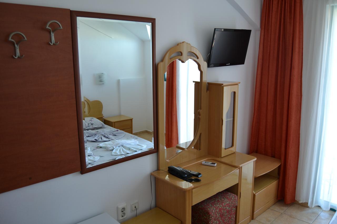 סאני ביץ' Hotel Kokiche מראה חיצוני תמונה