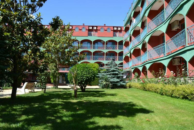 סאני ביץ' Hotel Kokiche מראה חיצוני תמונה